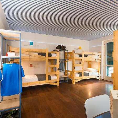 Gabanel Bike And 旅馆 布索伦戈